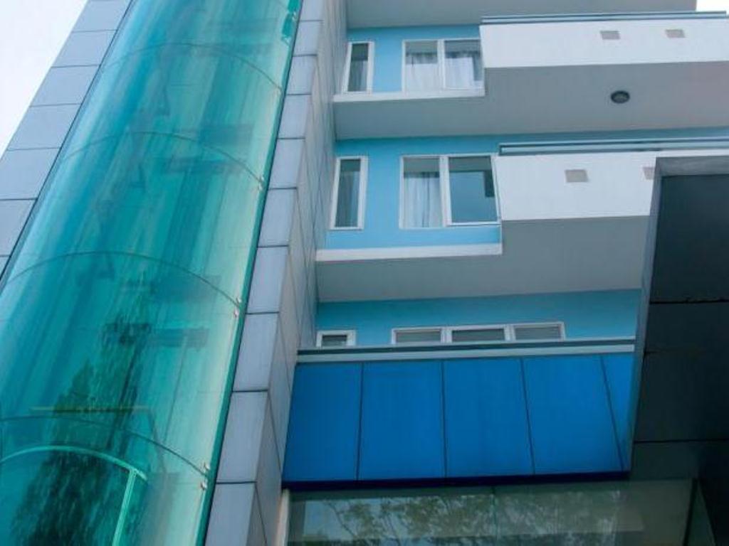 Golden Lotus Hotel Hue Exterior photo